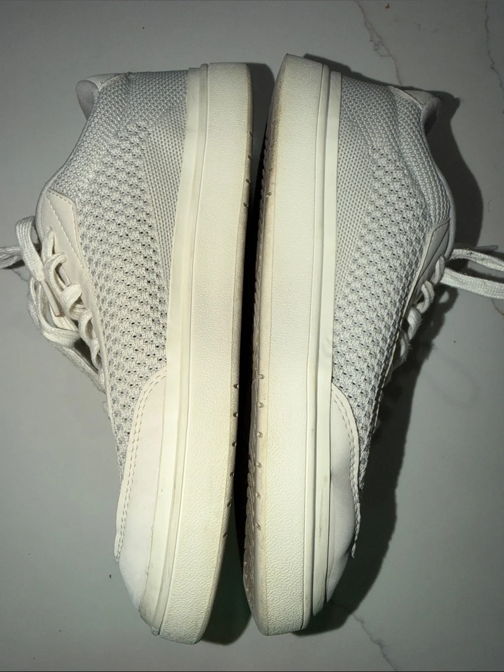 Zara Men's Knit Sneakers in Light Gray and Cream